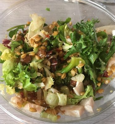 Salade napoule front packaging