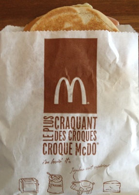LE CROQUE McDo™ front packaging