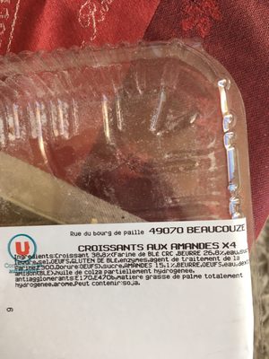 Croissant aux amandes