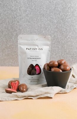 Sütlü Çikolatalı Çilek Draje