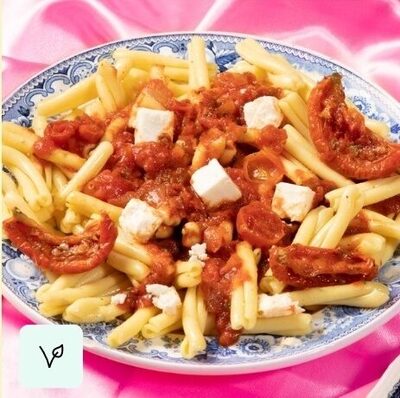 Casarecce con feta e pomidorini