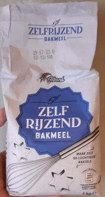 Zelfrijzend bakmeel