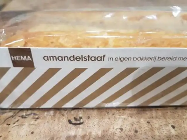 AMANDELSTAAF front packaging