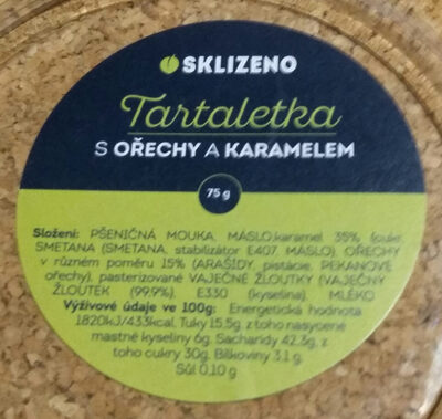 tartaletka s ořechy a karamelem
