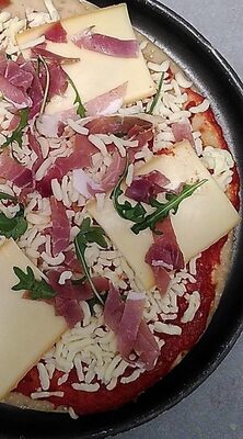 Pizza crue savoyarde front packaging