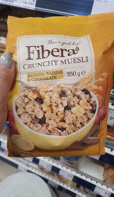 Skrudinti dribsniai su saldintais bananų traškučiais, razinomis ir pieninio šokolado gabaliukais