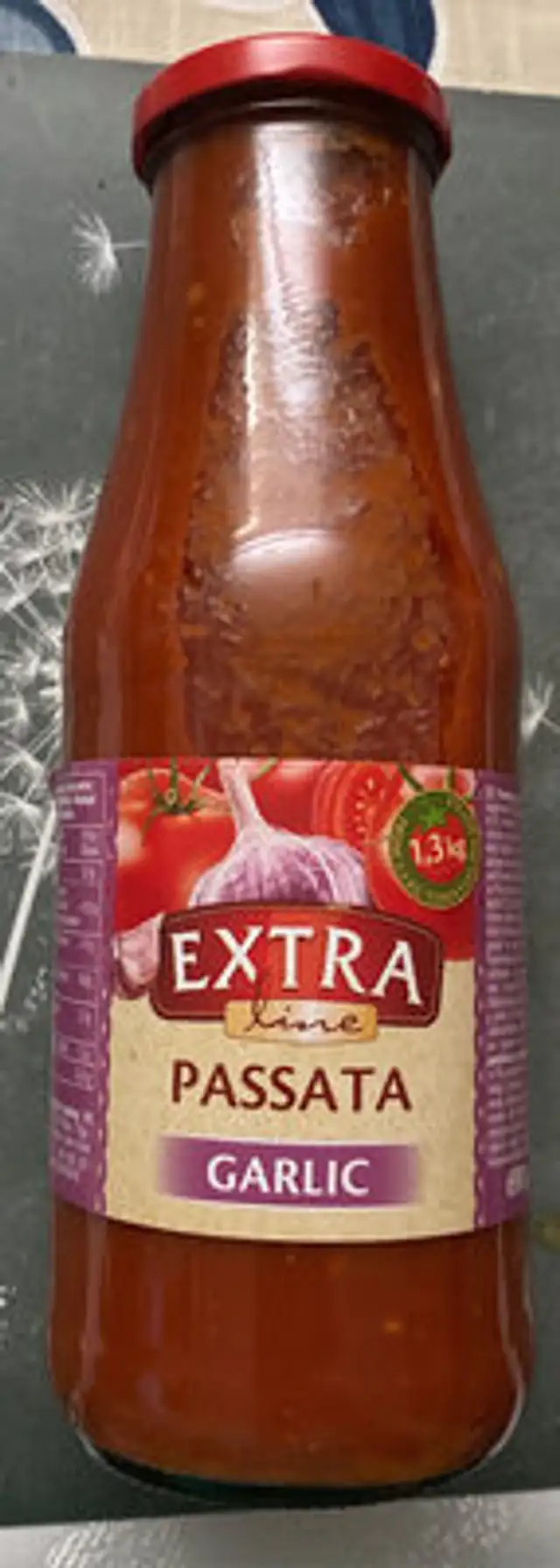 Passata garlic front packaging