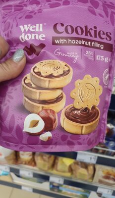 Cookies With Hazelnut Filling