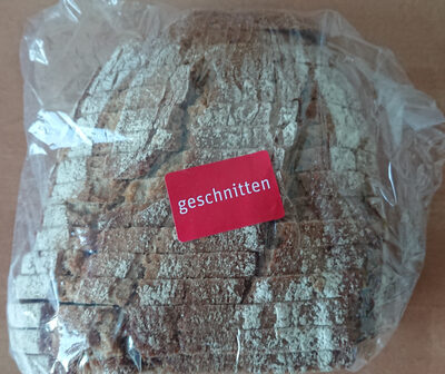 Krustenbrot geschnitten