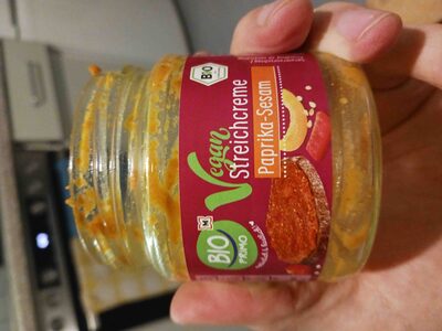 Streichcreme Paprika-Sesam