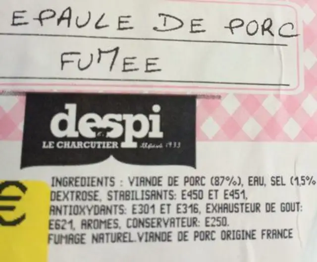 Demi épaule de porc fumé ingredients label