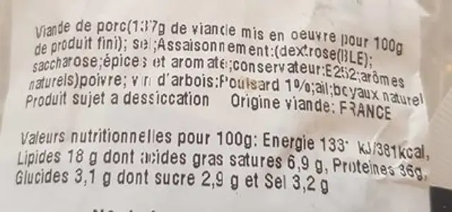 Saucisson fumé nutrition facts table