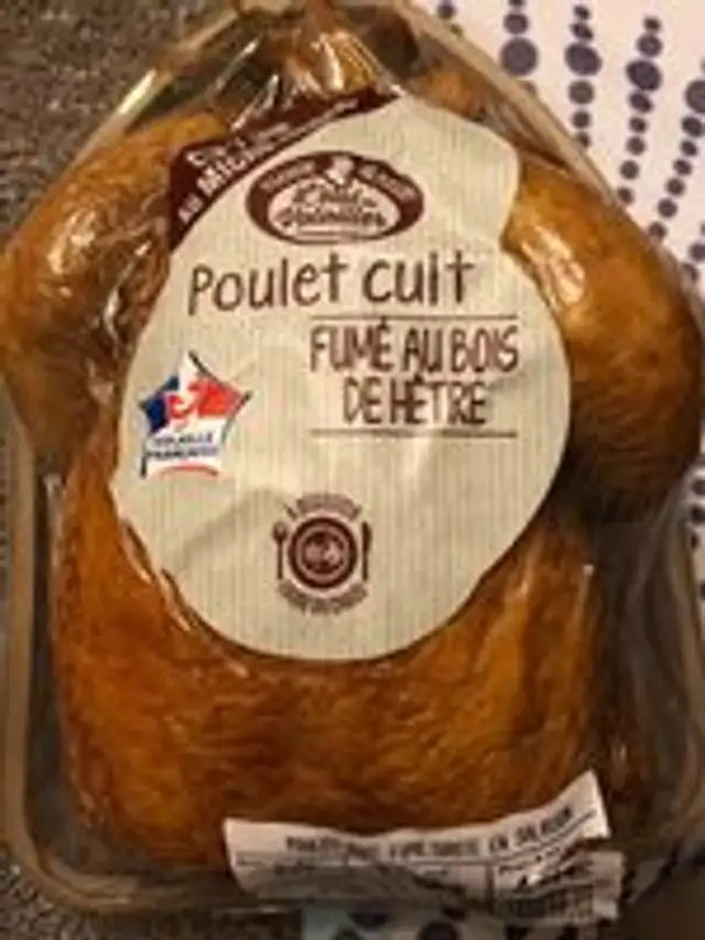 Poulet cuit fumé au bois de hêtre