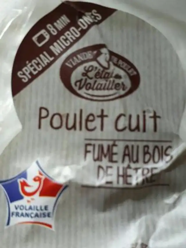 Poulet cuit fumé au bois de hêtre
