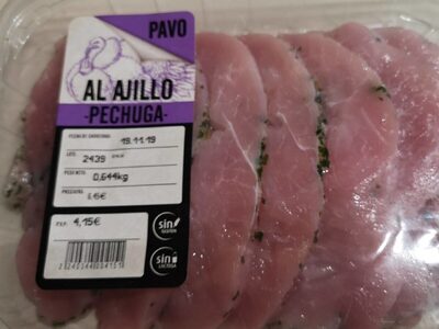 Pechuga de pavo al ajillo