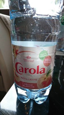 Carola pêche blanche