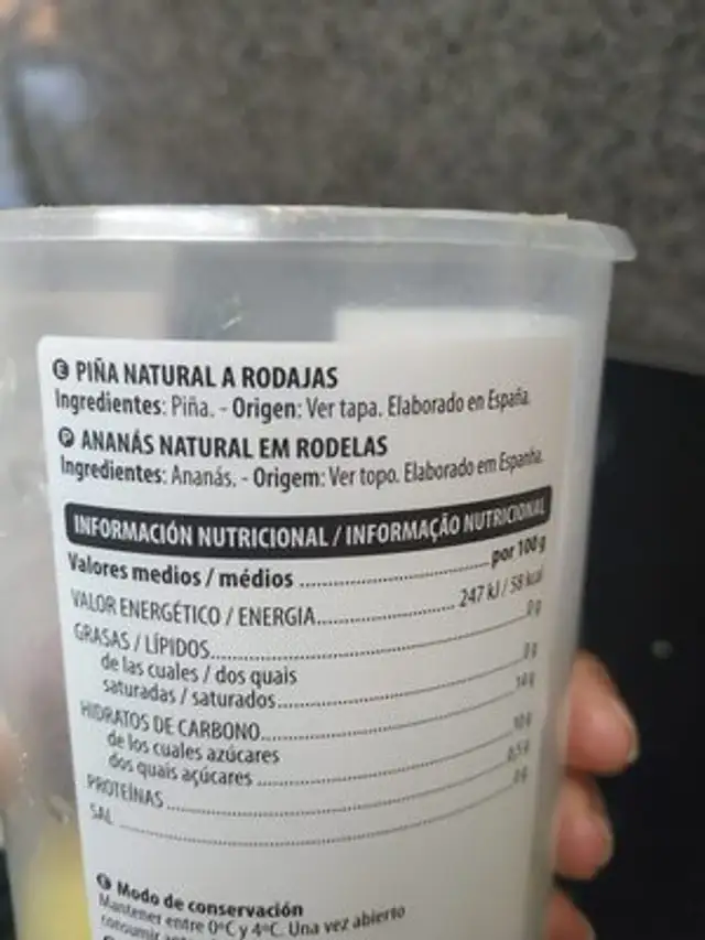 Piña natural en rodajas ingredients label