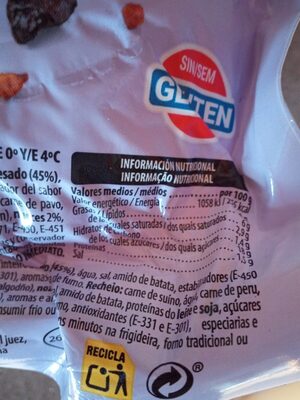 Pollo asado relleno de ciruelas pasas y nueces