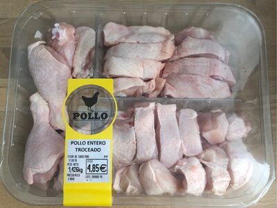 Pollo entero troceado