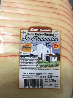 Mahón queso front packaging