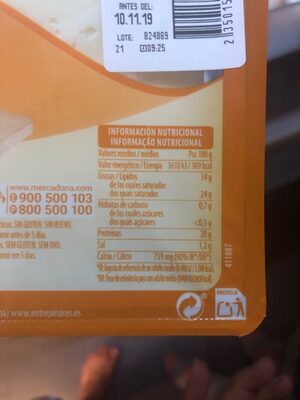 Queso de cabra front packaging