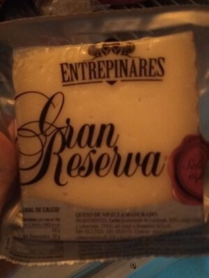 Queso entrepinares front packaging