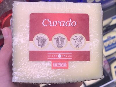 Queso curado front packaging