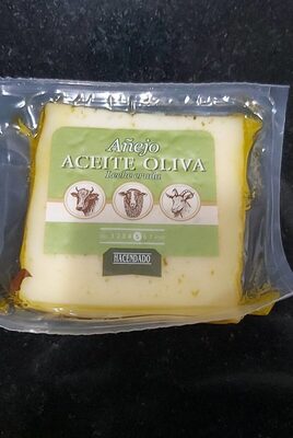 Queso mezcla añejo con aceite de oliva