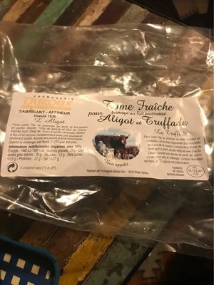 Tomme fraiche front packaging