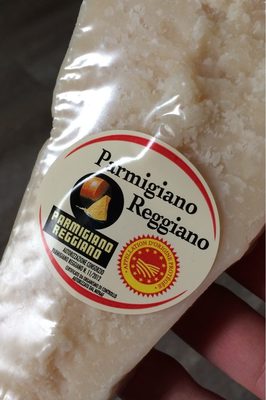 Parmigiano Reggiano front packaging