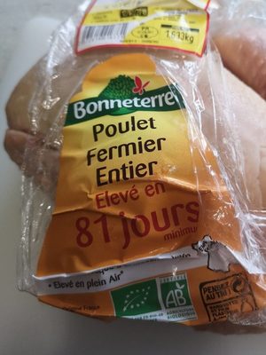 Poulet fermier entier élevé en 81 jours