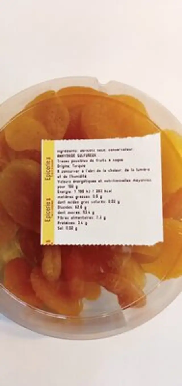Abricots Secs nutrition facts table