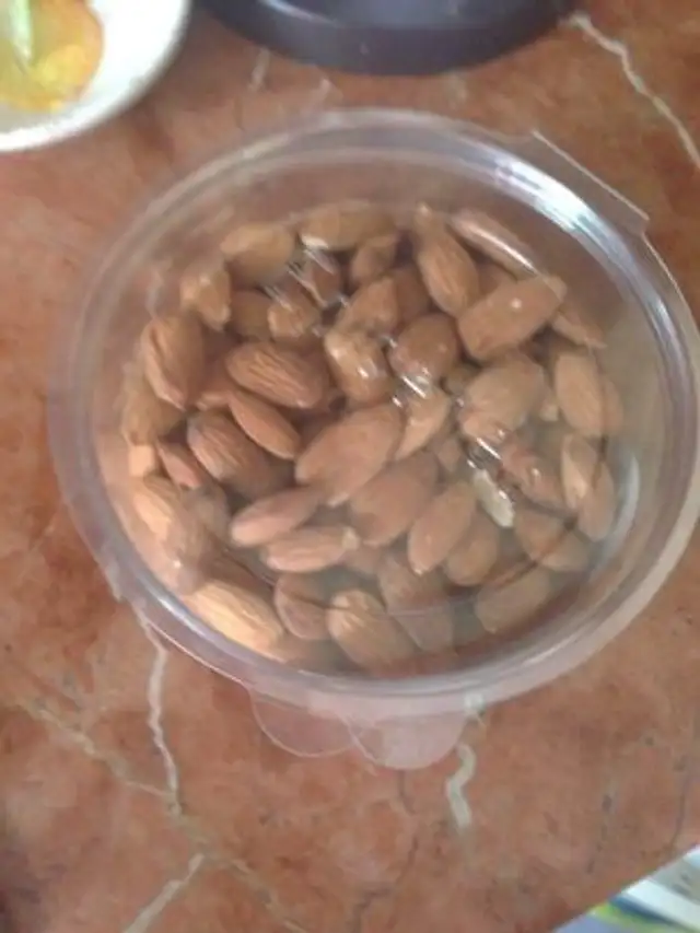 Amandes decortiquees