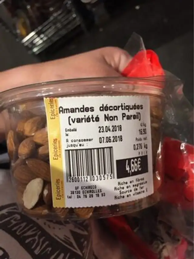 Amandes decortiquees
