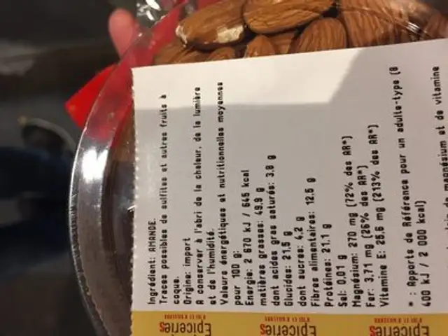 Amandes decortiquees ingredients label