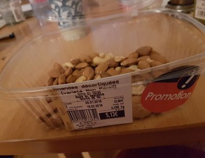 Amandes décortiquées front packaging