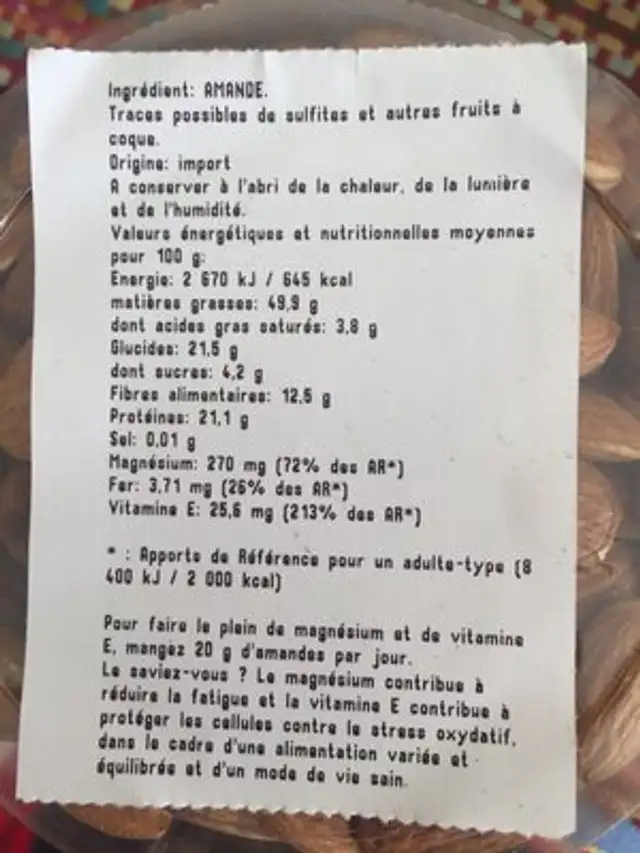 Amandes decortiquees nutrition facts table