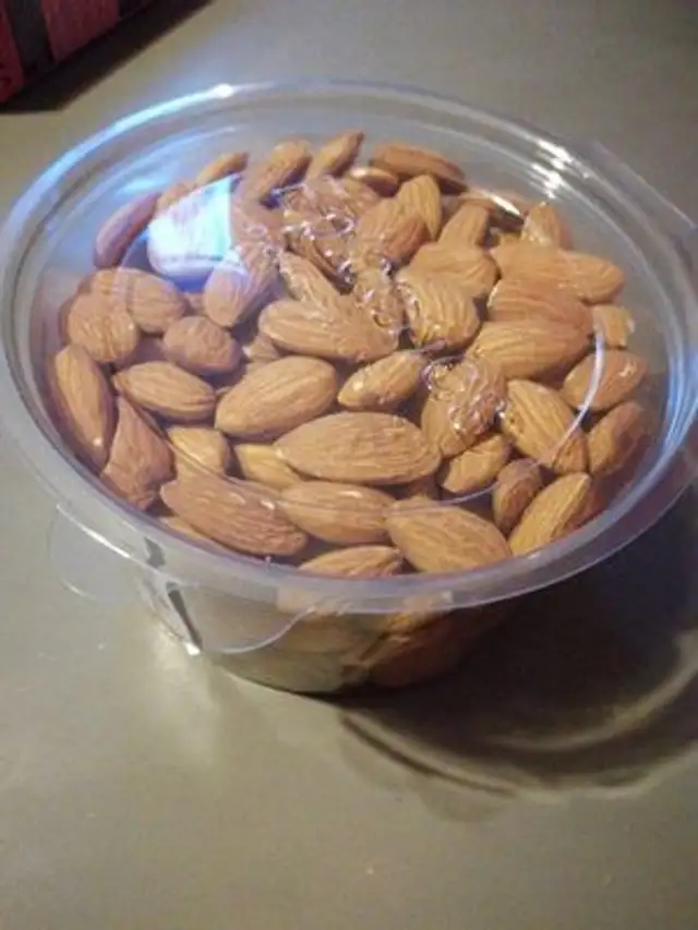 Amandes décortiquées
