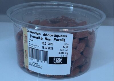 Amandes décortiquées