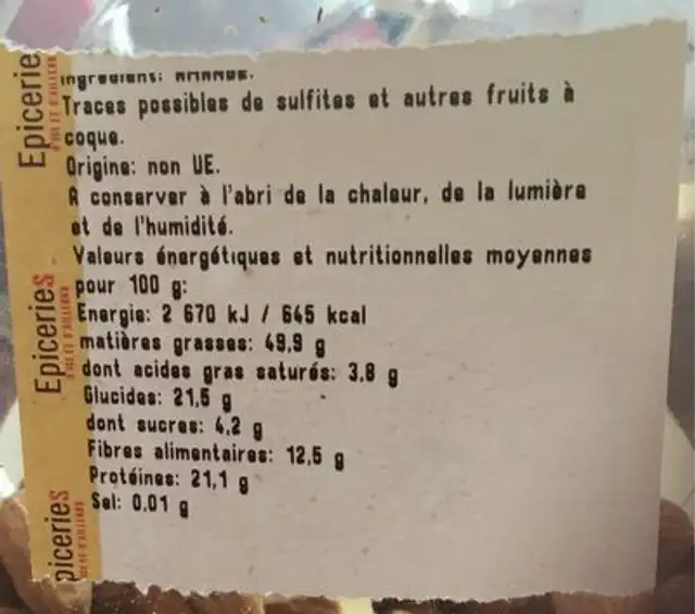 Amandes decortiquees non salees nutrition facts table