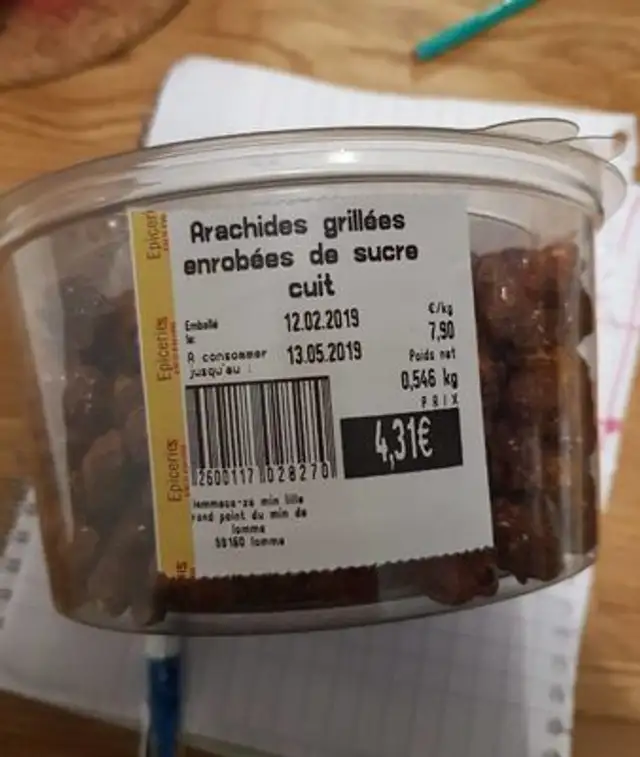 Arachides grillées enrobée de sucre cuit
