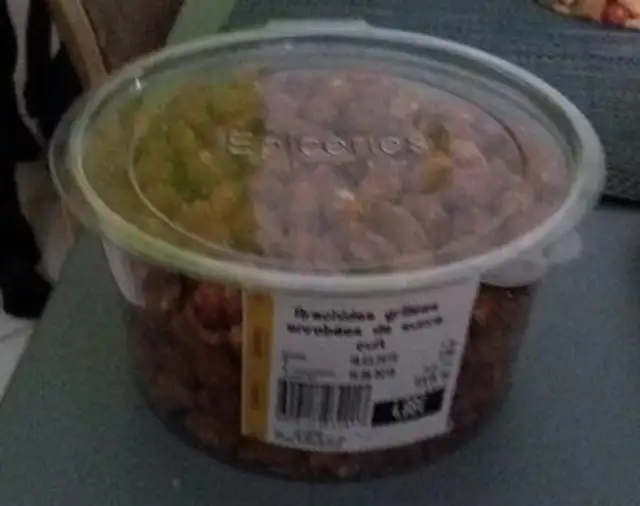 Arachides grillées enrobées de sucre cuit