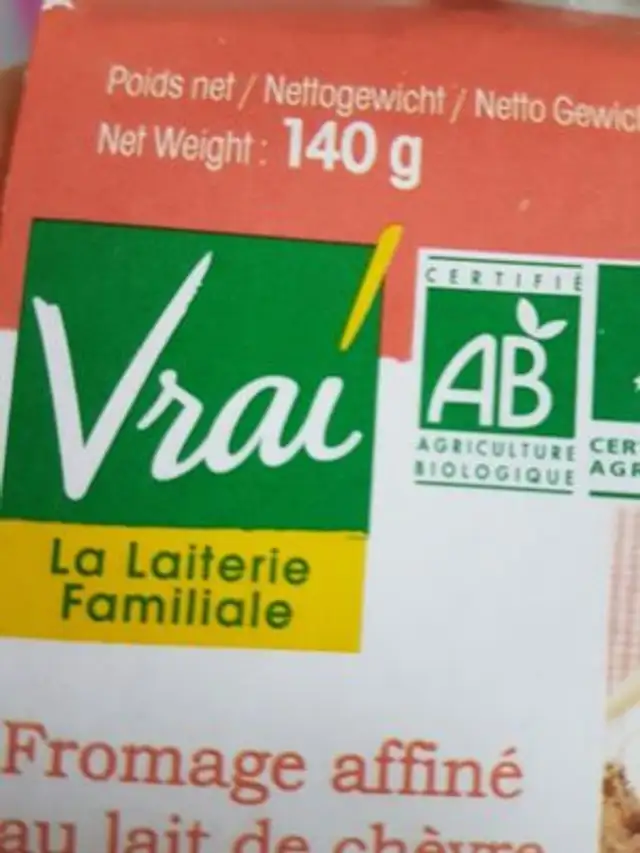 Fromage affiné au lait de chevre ingredients label