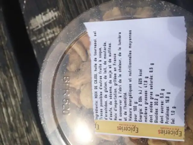 Noix de cajou grillées à l'huile et salées ingredients label