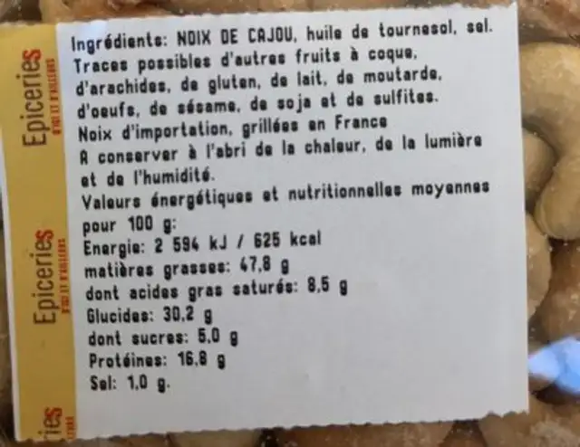 Noix de cajou grillé à l'huile et salées ingredients label