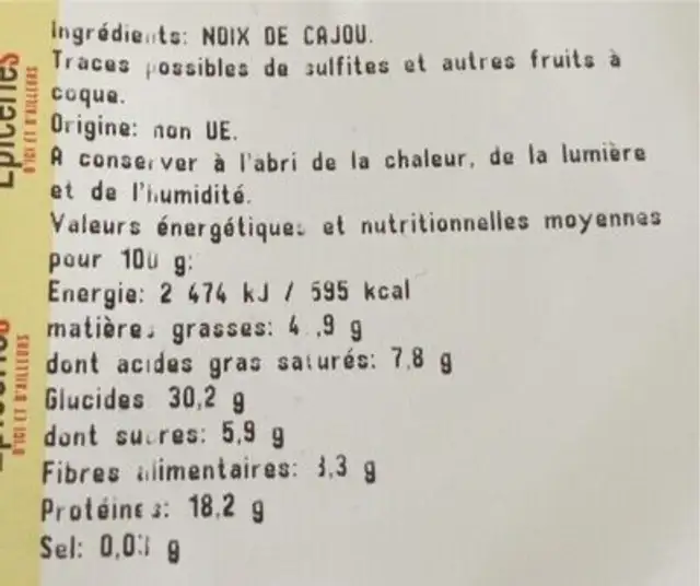 Noix de cajou crues nutrition facts table