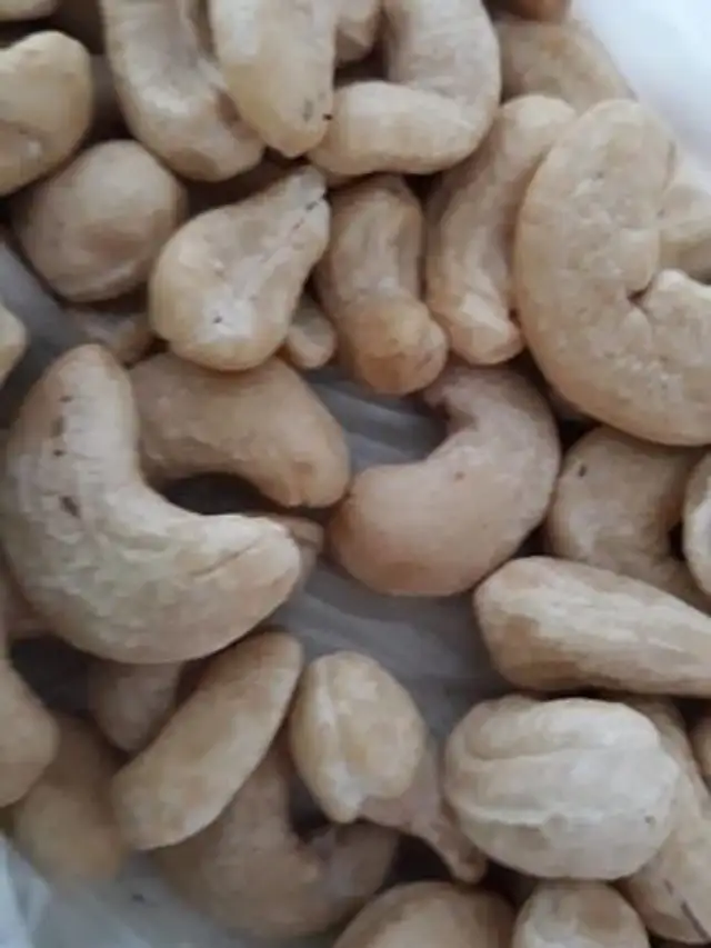 Noix de cajou crues
