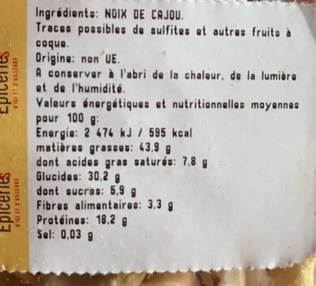 Noix de cajou crues nutrition facts table