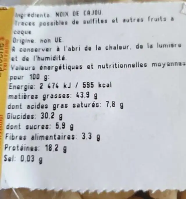 Noix de cajou crues nutrition facts table