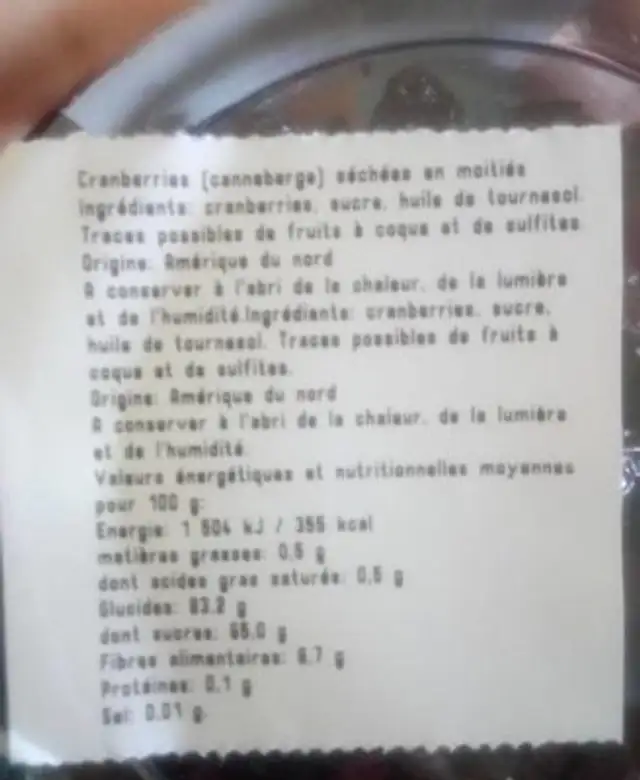 Cranberries séchées en moitiés nutrition facts table